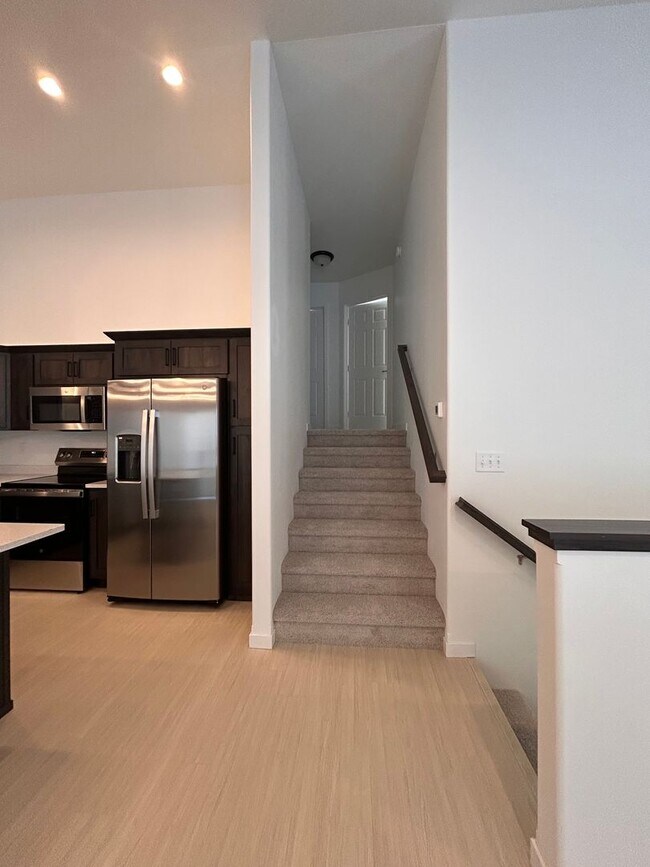 Building Photo - The Wilds Townhomes