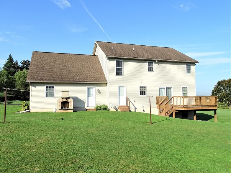 Building Photo - 108 N Churchtown Rd