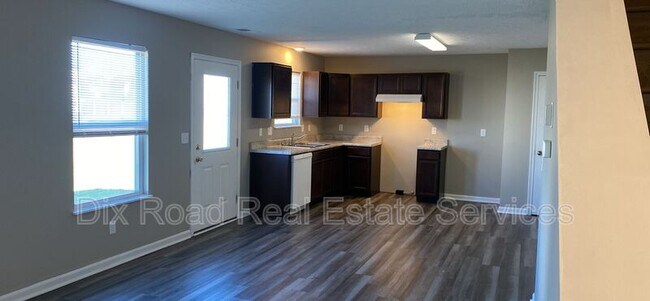 Building Photo - 806 Prescot Cir