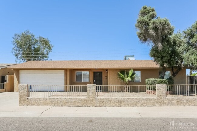 Primary Photo - 7302 W Heatherbrae Dr