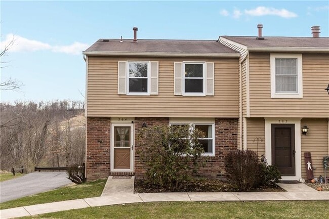 Primary Photo - 264 Scott Ln