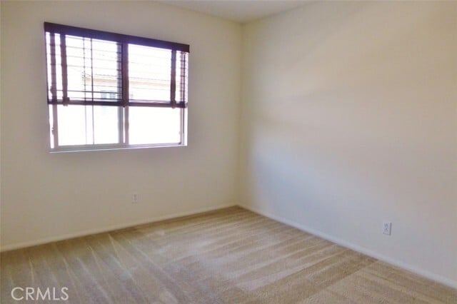 Building Photo - 25 Quartet