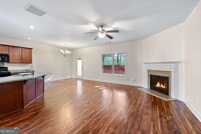Building Photo - 204 Britt Dr