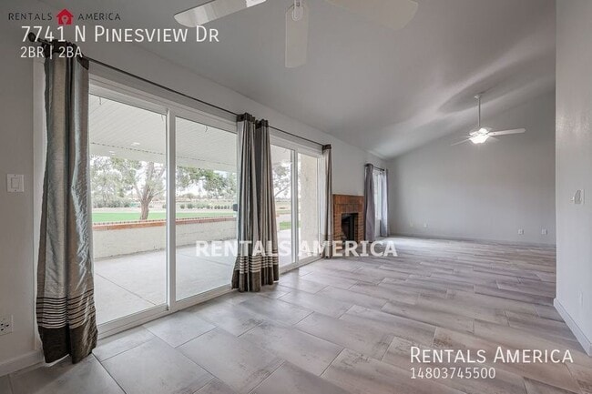 Building Photo - Resort Style Living