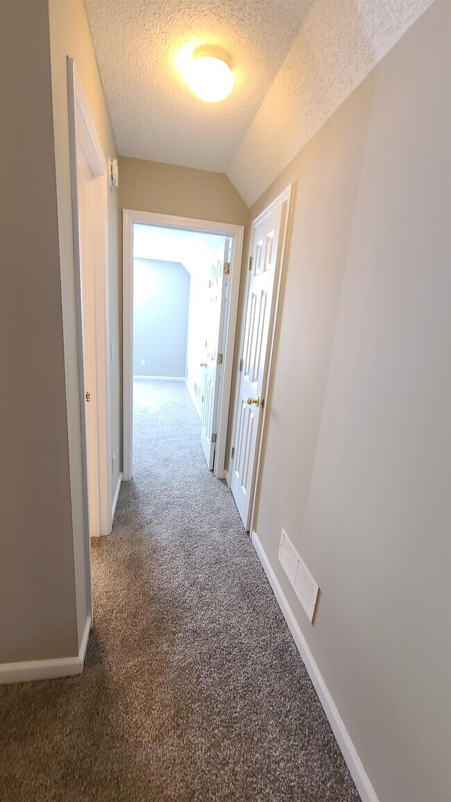 Building Photo - 70 Vinny's Terrace