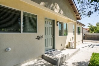Building Photo - 2 Bed | 2 Bath | Alhambra School District