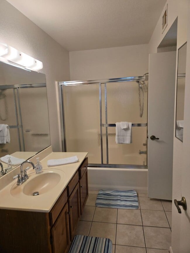 Building Photo - 1612 Leisure World