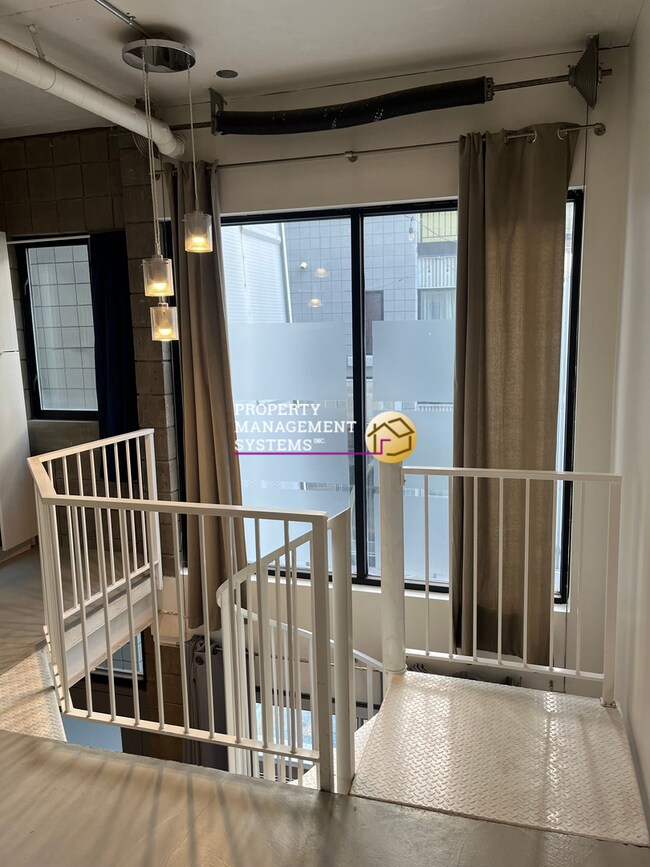 Building Photo - Affordable Studio Apartment in Salt Lake City