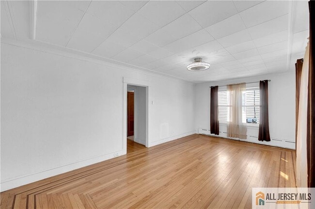 Building Photo - 14 Albourne St