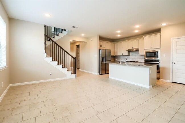 Building Photo - 8102 Cliffside Terrace Ct