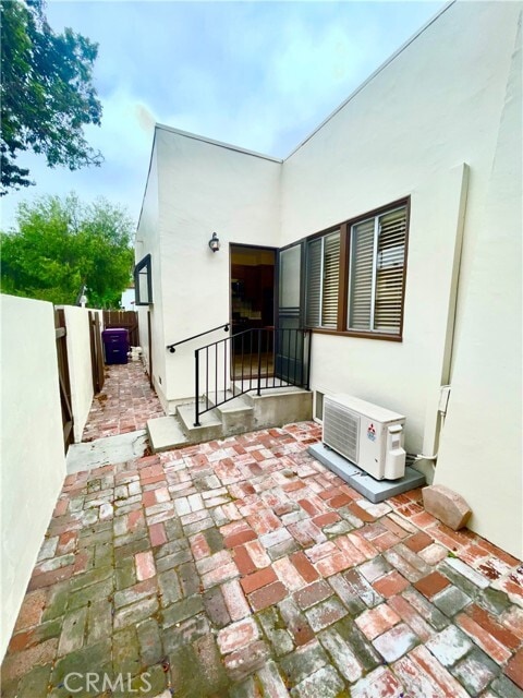 Building Photo - 3601 Cerritos Ave