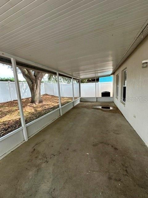 Building Photo - 512 Summer Sails Dr
