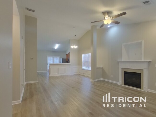 Building Photo - 1309 Winwood Dr