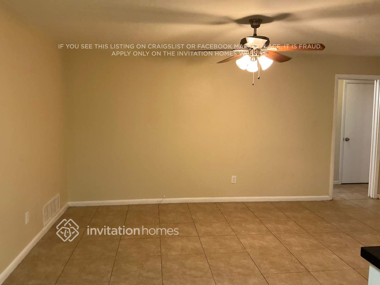 Building Photo - 1007 Macrae Ave