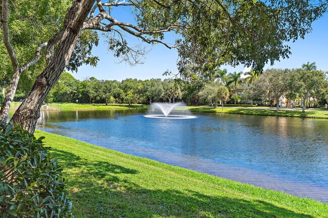 Building Photo - 2806 Veronia Dr