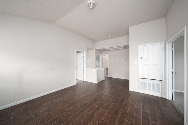 Building Photo - 19543 Otter Trail Ct