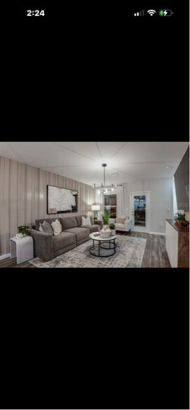 Building Photo - 3734 King Hill Dr