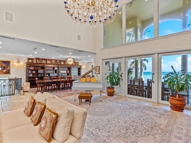 Building Photo - 555 Ocean Blvd