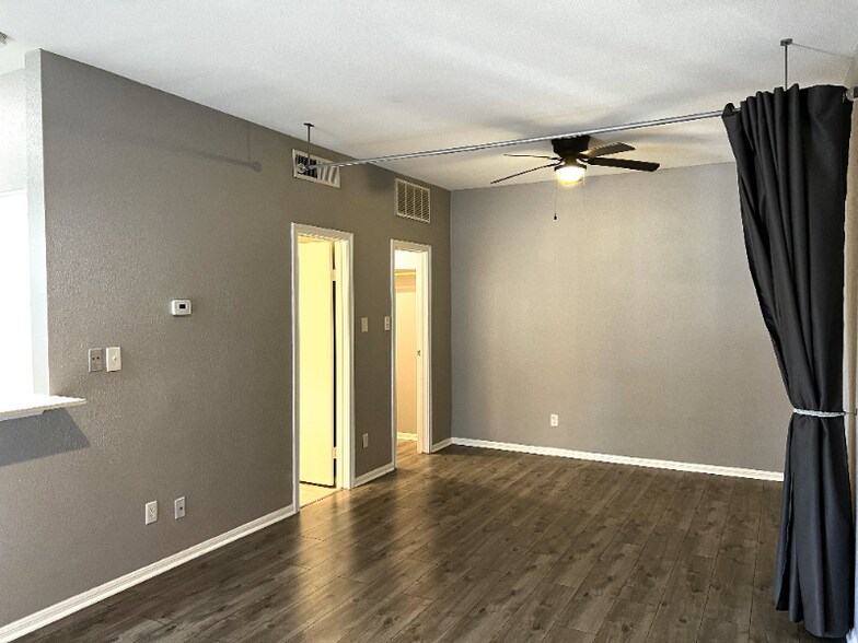 Building Photo - 8800 Westplace Dr