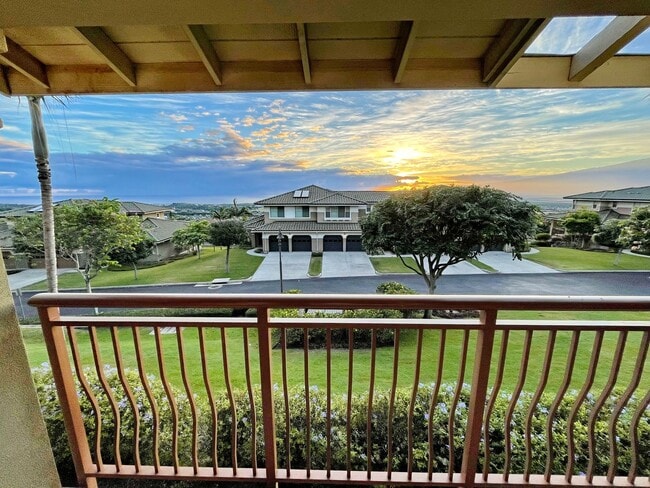 Building Photo - Luxury Townhome Living at The Villas at Ke...