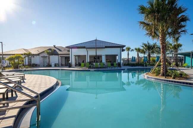 Building Photo - 4702 Sleepy Hollow Dr