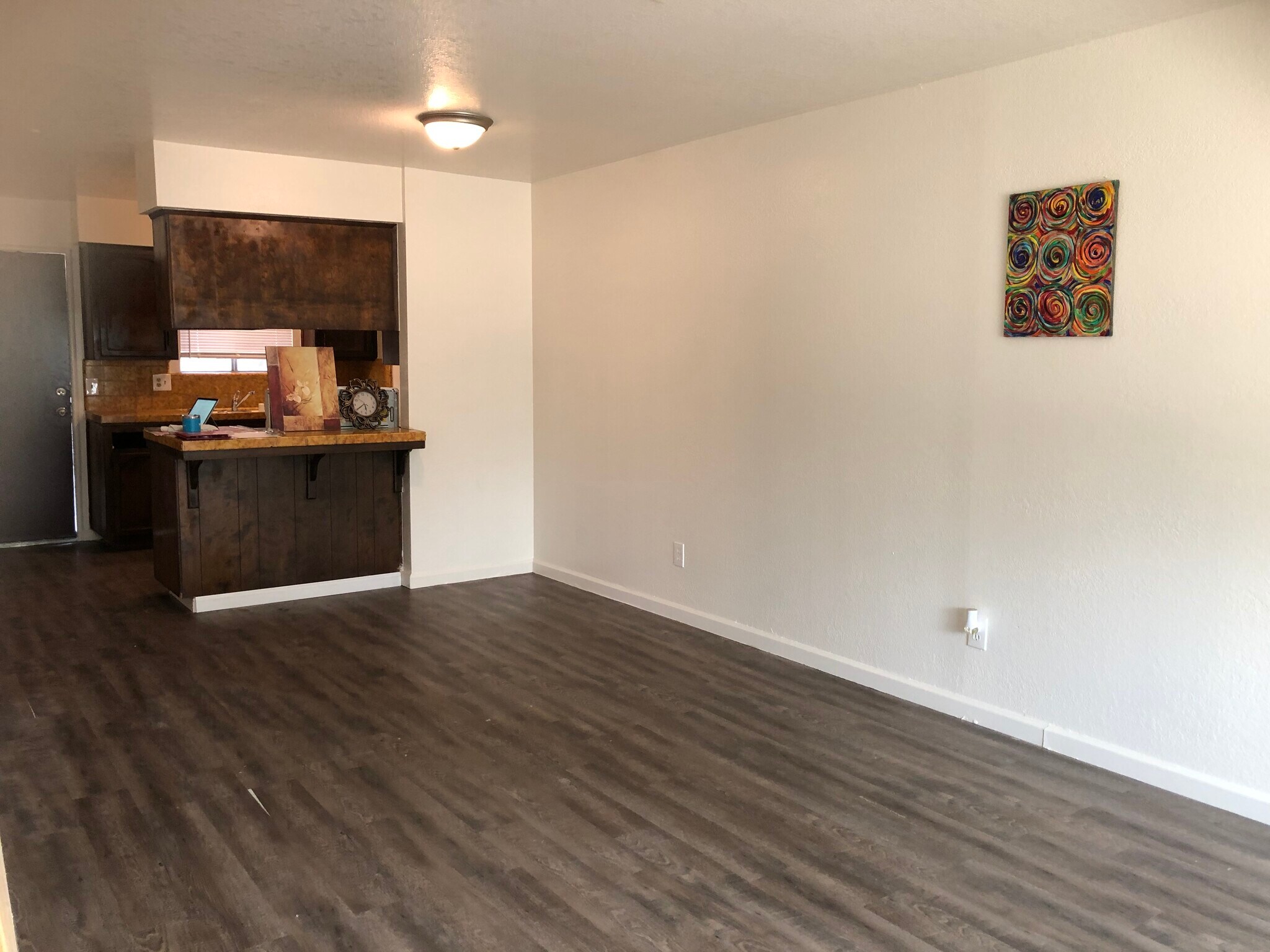 Building Photo - 2514 W Hemlock Ct
