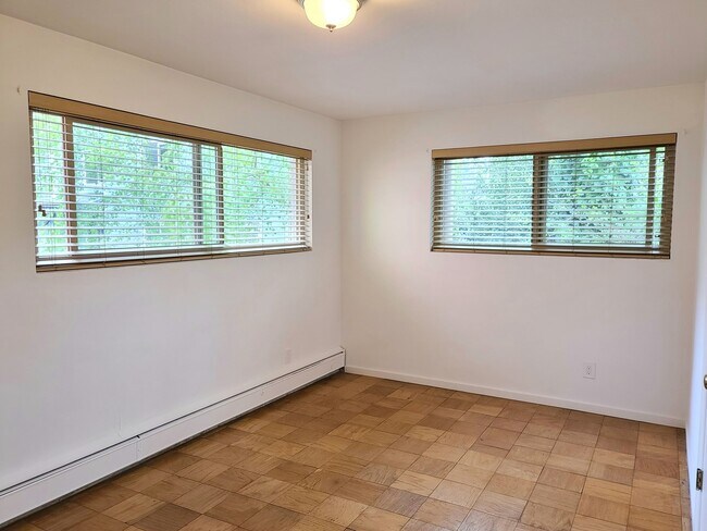 Building Photo - 900 East Prospect Street, Unit 15