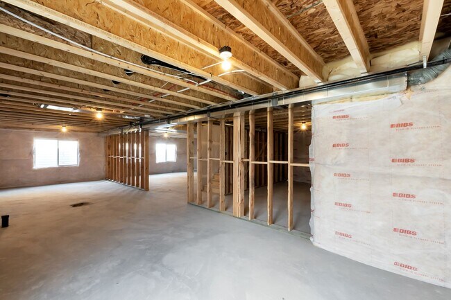 Building Photo - SPECTACULAR VIRTUALLY NEW HOME IN SOUGHT A...