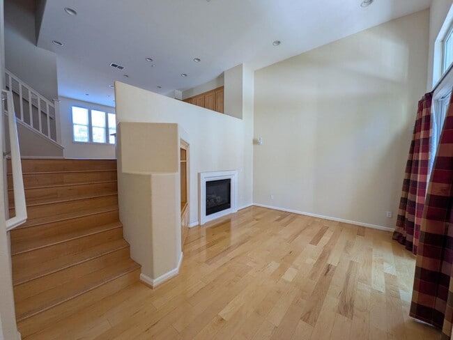 Building Photo - 4086 Crandall Cir