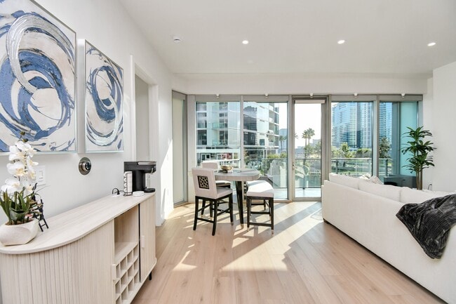 Building Photo - 1600 Post Oak Blvd