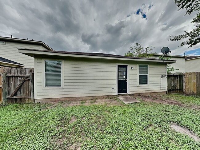 Building Photo - 11010 Heather Bluff Ln