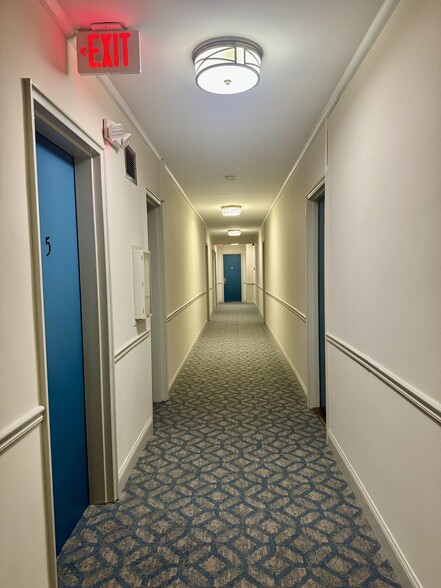 Building Photo - 2130 N St NW