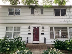 Building Photo - 842 7th Ave SW