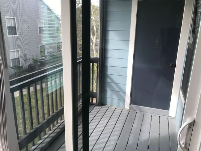 Building Photo - Charming Condo Living in the Gated Community of Cabana Key!