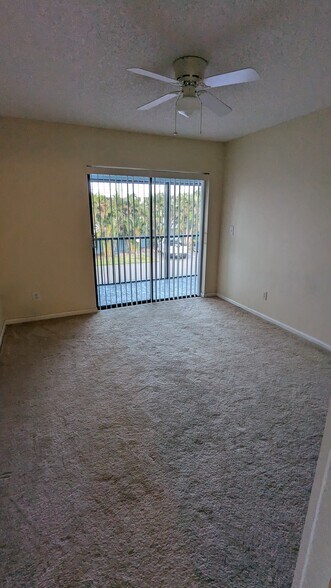 Building Photo - 950 S Kanner Hwy