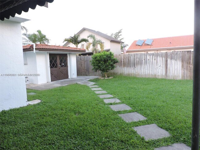 Building Photo - 10753 SW 142nd Ct