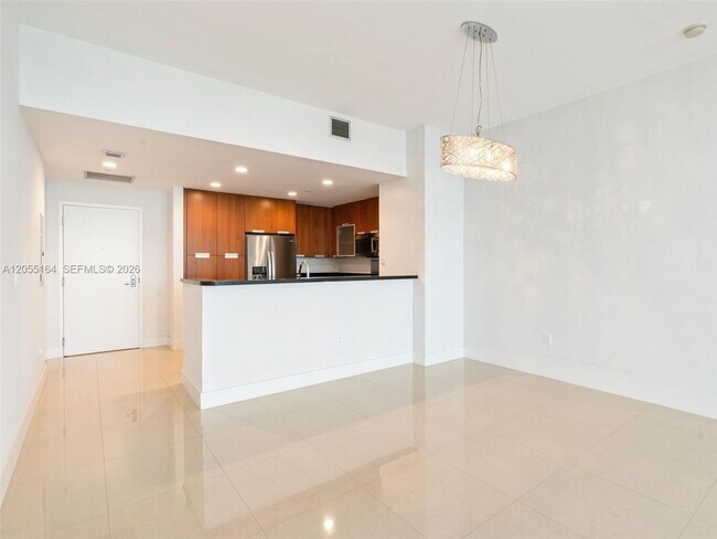 Building Photo - 7901 Hispanola Ave