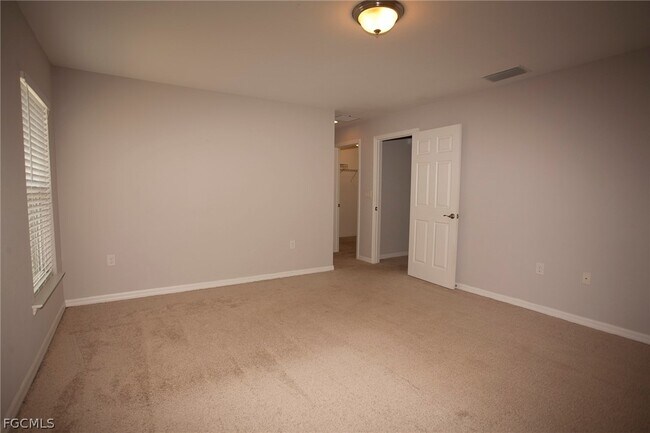 Building Photo - 3883 Tilbor Circle