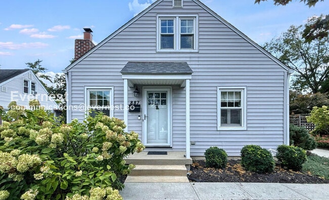 Primary Photo - 887 W 10th Ave