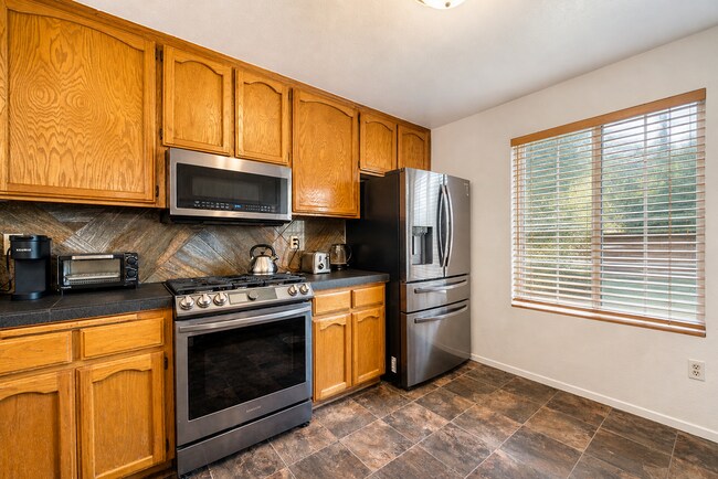 Building Photo - 2116 Bernina Dr