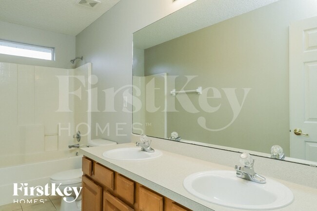 Building Photo - 723 Candlebark Dr