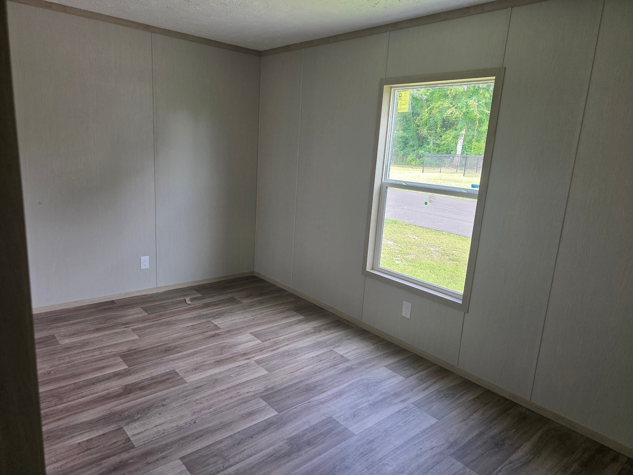 Building Photo - 611 Wright Ln