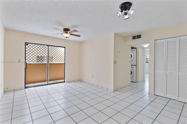 Building Photo - 7915 Harding Ave