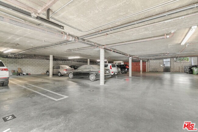 Building Photo - 4230 Whitsett Ave