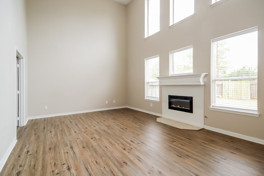 Building Photo - 13707 Broad Oaks Ln