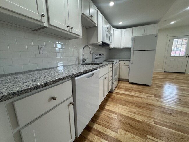 Building Photo - 1115 N Negley Ave