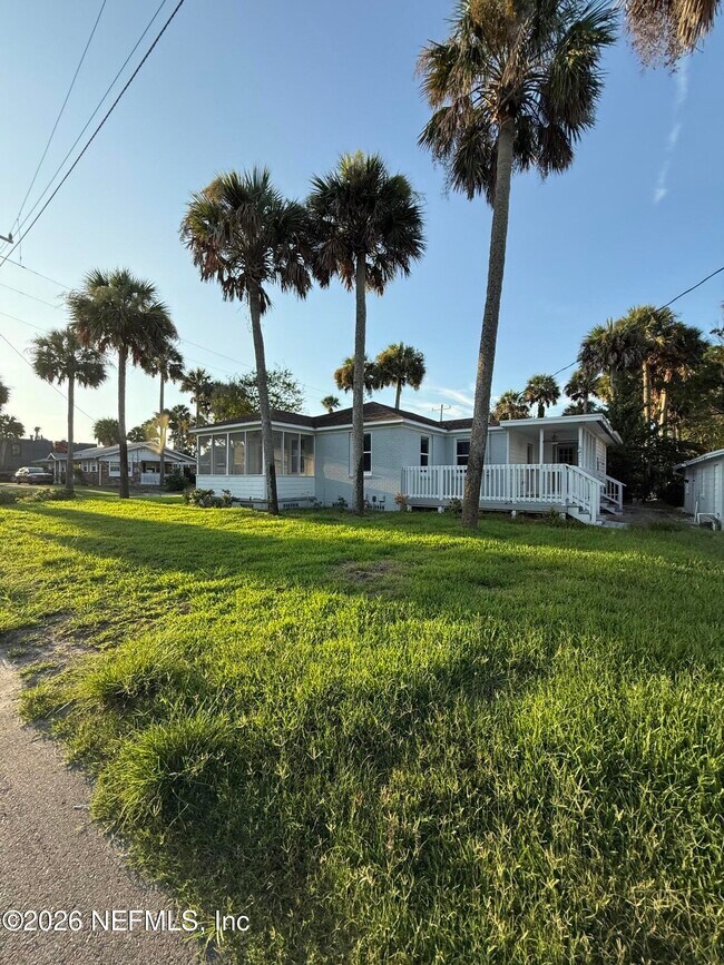Building Photo - 1096 East Coast Dr