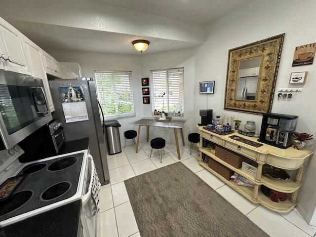 Building Photo - 1113 SW 158th Ave