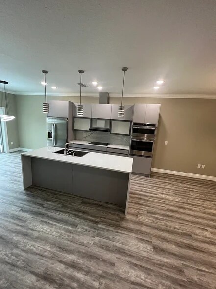 Building Photo - 1830 Brentwood Ct
