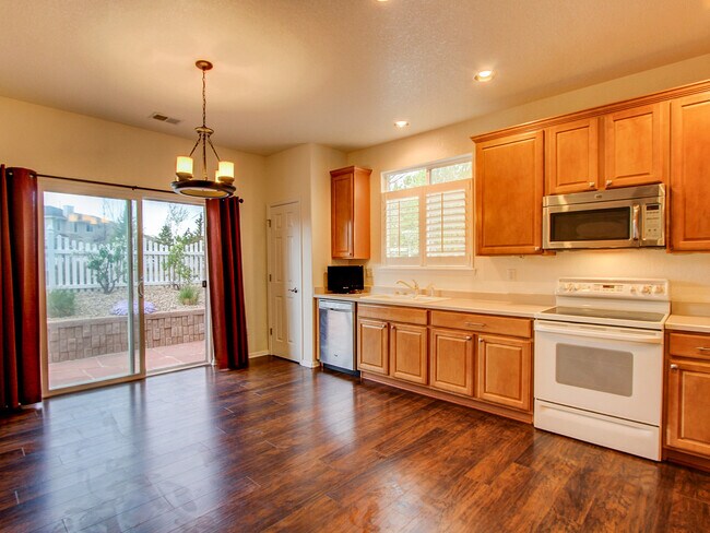 Building Photo - 2 Bed + Study Ranch Single Family Home in Murphy Creek